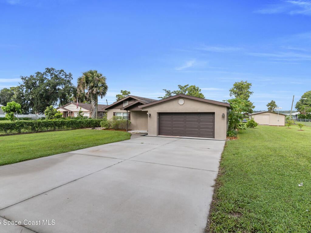 9431 Lake Marion Creek Road, Haines City, FL 33844