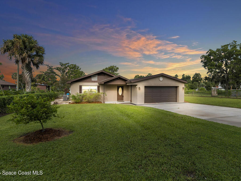 9431 Lake Marion Creek Road, Haines City, FL 33844