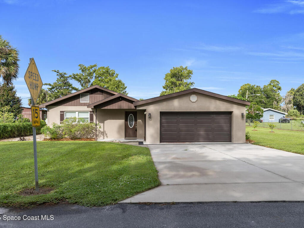 9431 Lake Marion Creek Road, Haines City, FL 33844