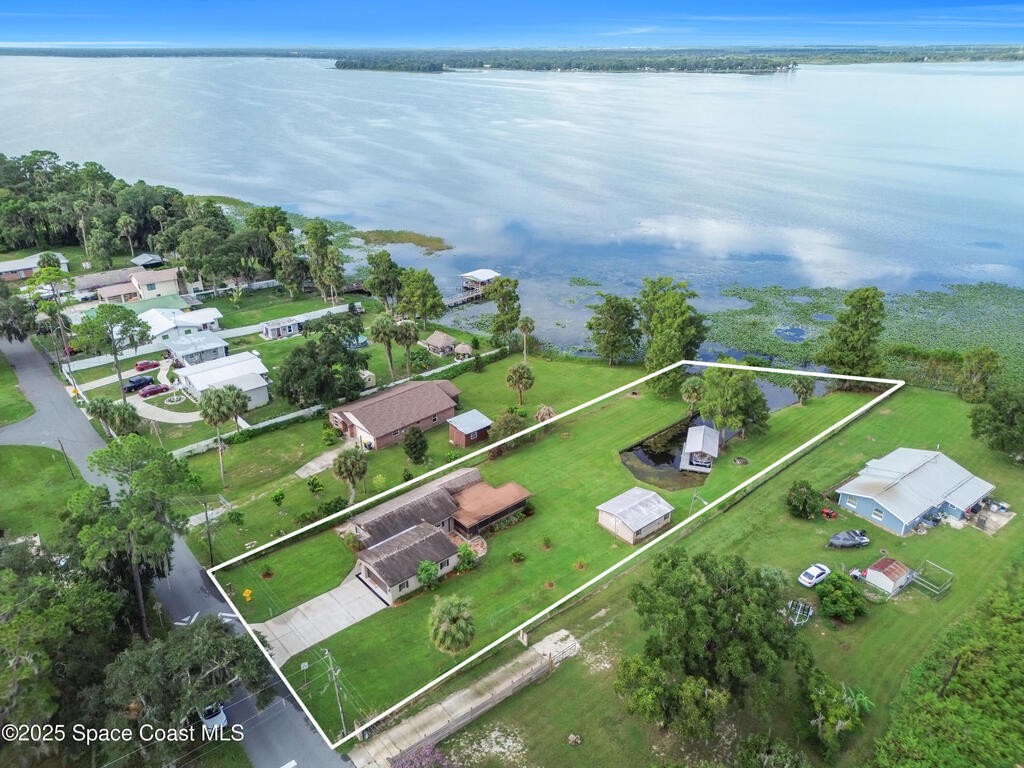 9431 Lake Marion Creek Road, Haines City, FL 33844