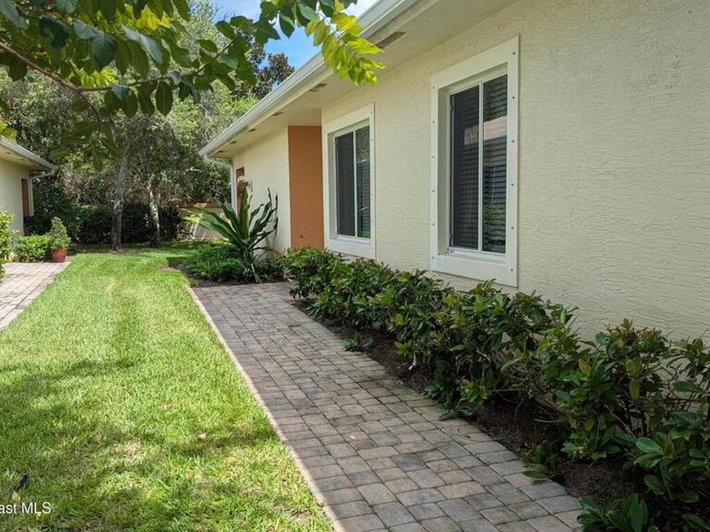 826 Middleton Drive, Vero Beach, FL 32962