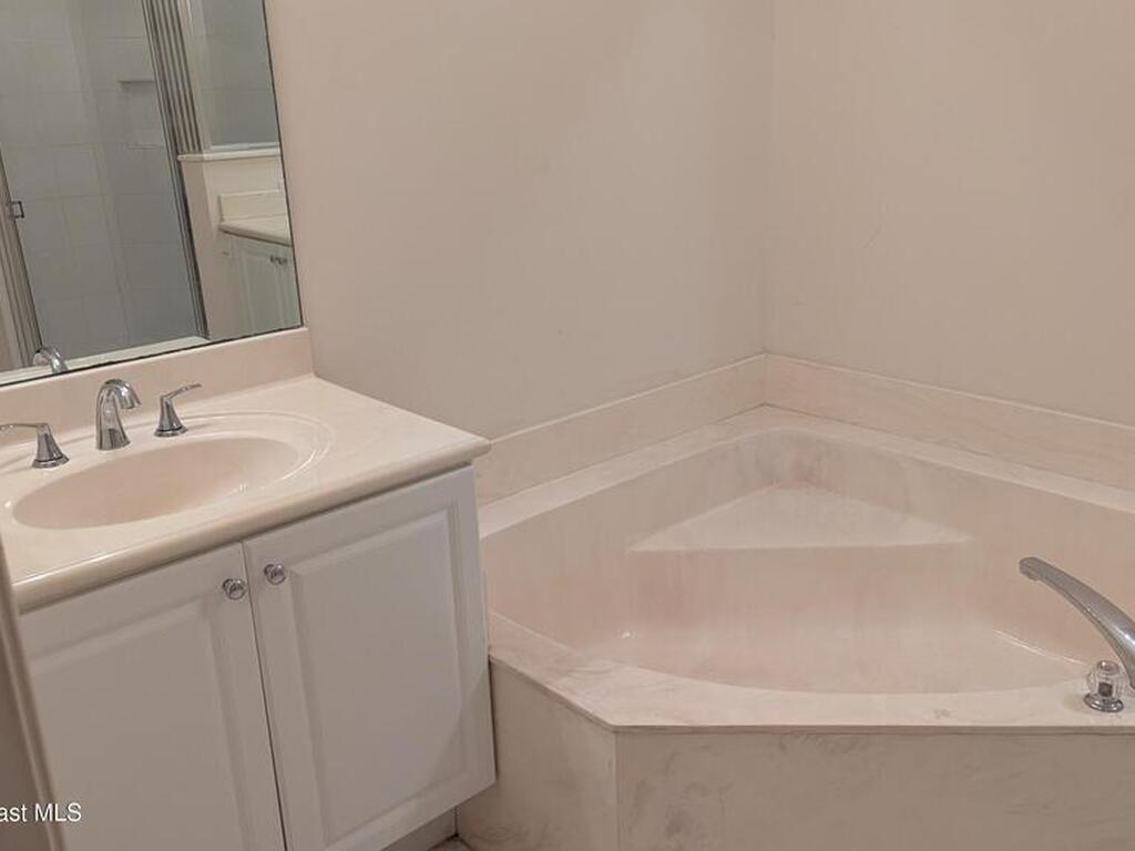 826 Middleton Drive, Vero Beach, FL 32962