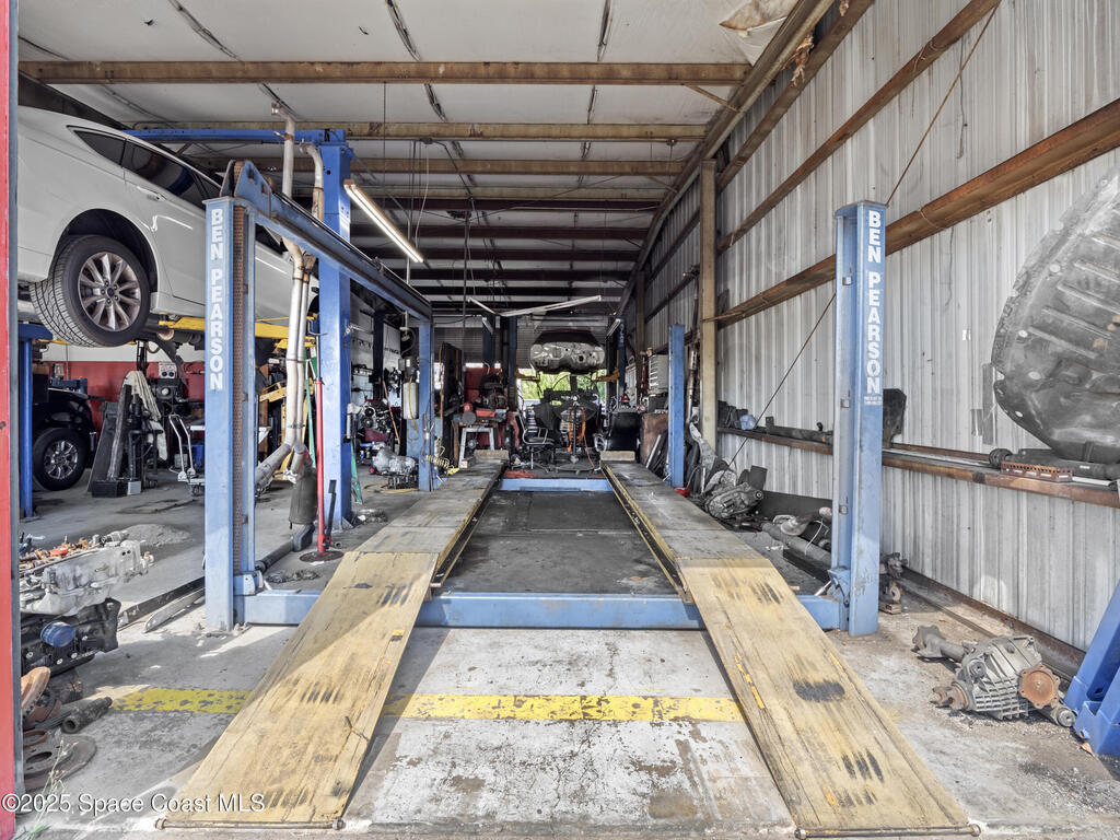 580 S Wickham Road, West Melbourne, FL 32904