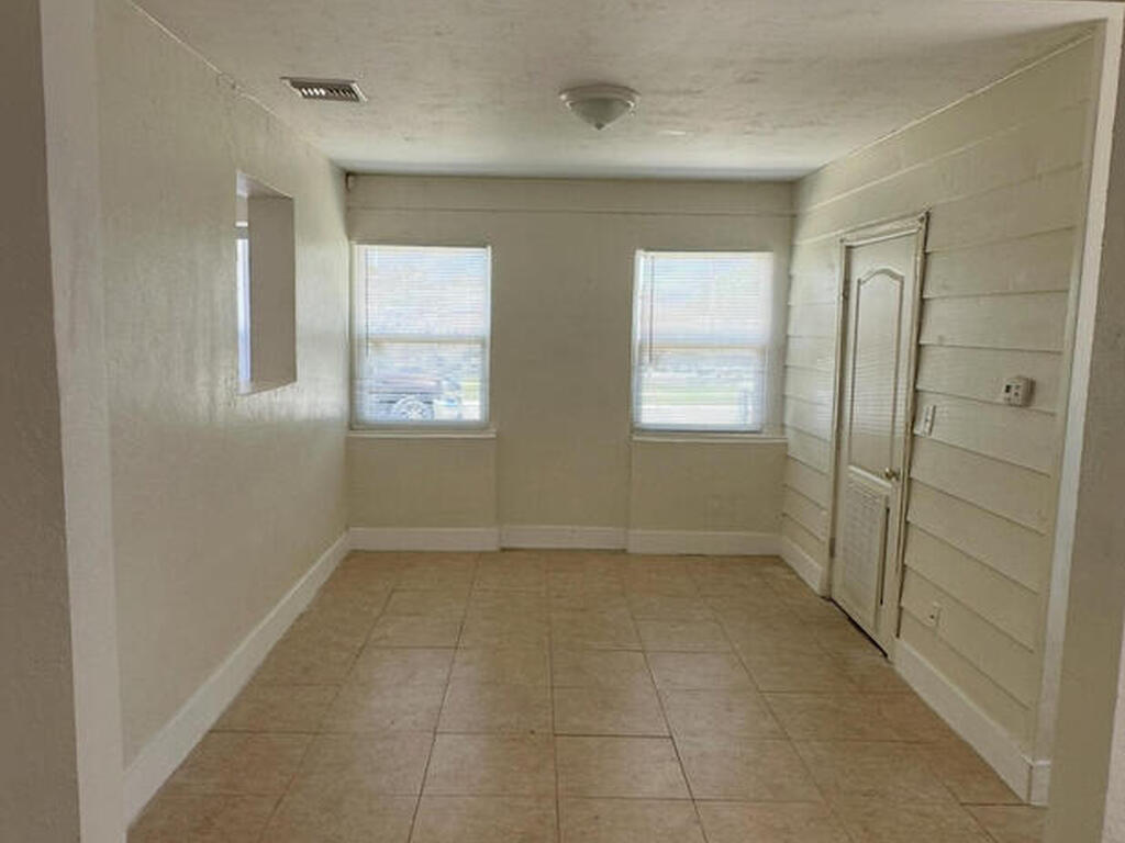 903 Pine Street, Titusville, FL 32796