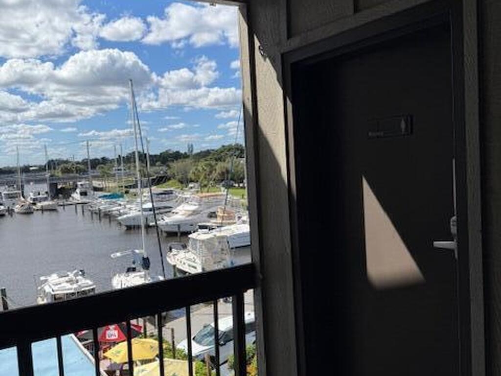 2210 Front Street, Melbourne, FL 32901