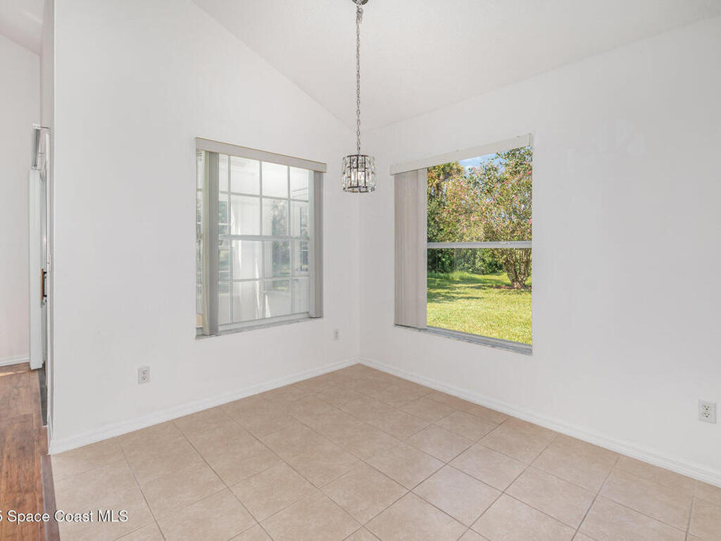 2548 Albion Avenue, Orlando, FL 32833