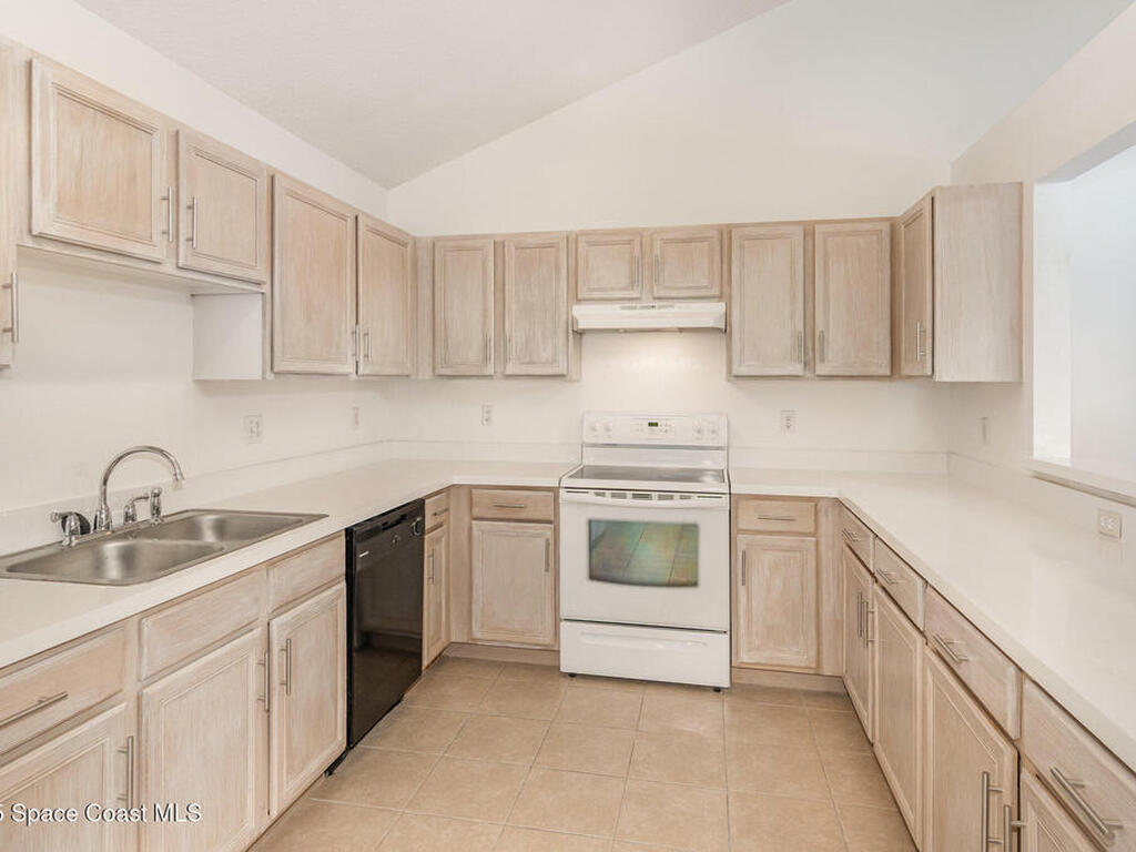 2548 Albion Avenue, Orlando, FL 32833