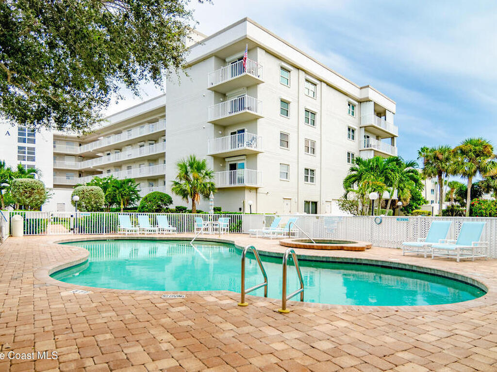 8700 Ridgewood Avenue, Cape Canaveral, FL 32920