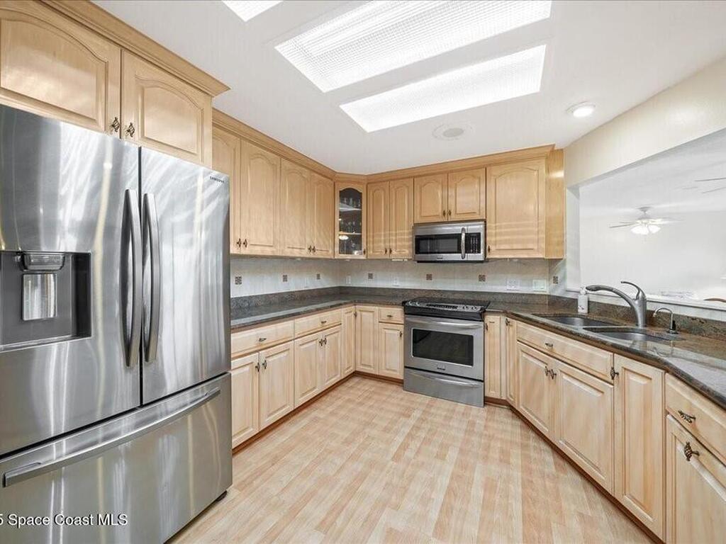 818 Spanish Wells Drive, Suntree, FL 32940