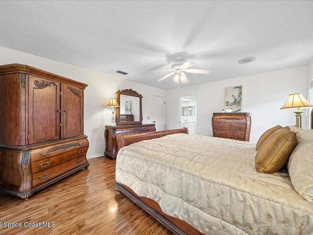 818 Spanish Wells Drive, Suntree, FL 32940