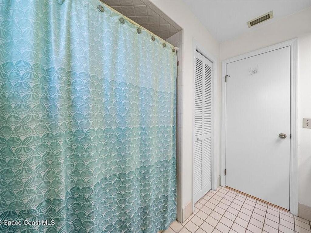 818 Spanish Wells Drive, Suntree, FL 32940