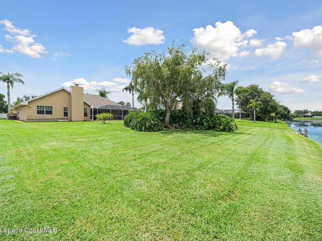 818 Spanish Wells Drive, Suntree, FL 32940