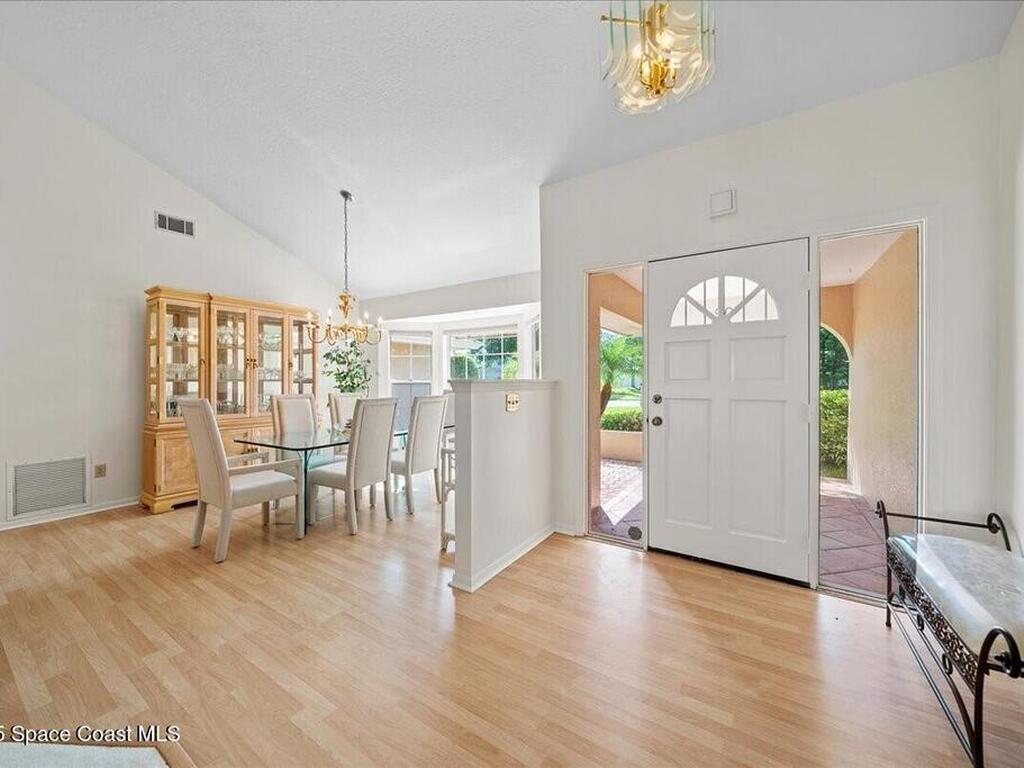 818 Spanish Wells Drive, Suntree, FL 32940