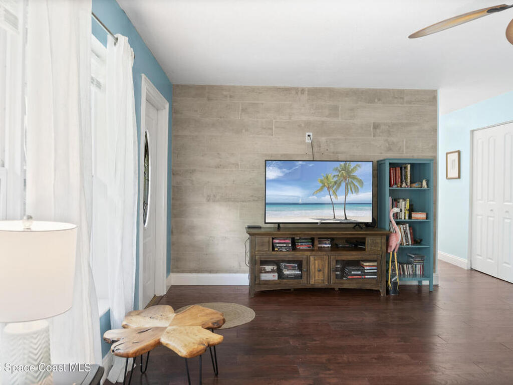 2545 1st Place, Vero Beach, FL 32962