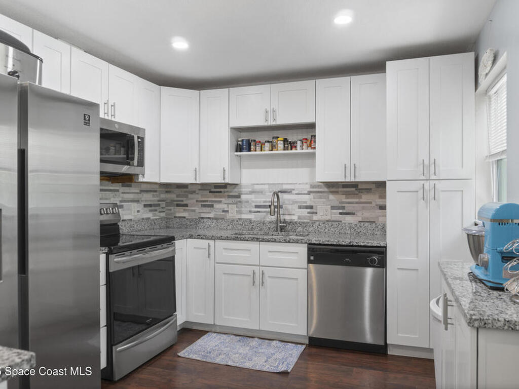 2545 1st Place, Vero Beach, FL 32962