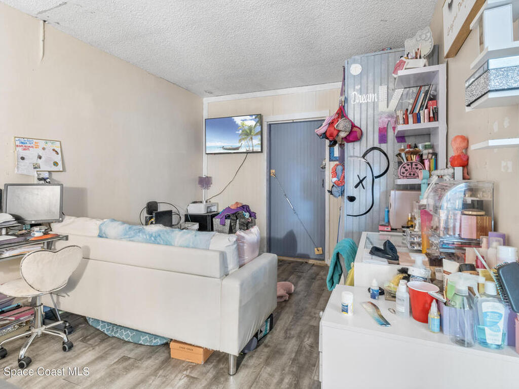 2545 1st Place, Vero Beach, FL 32962