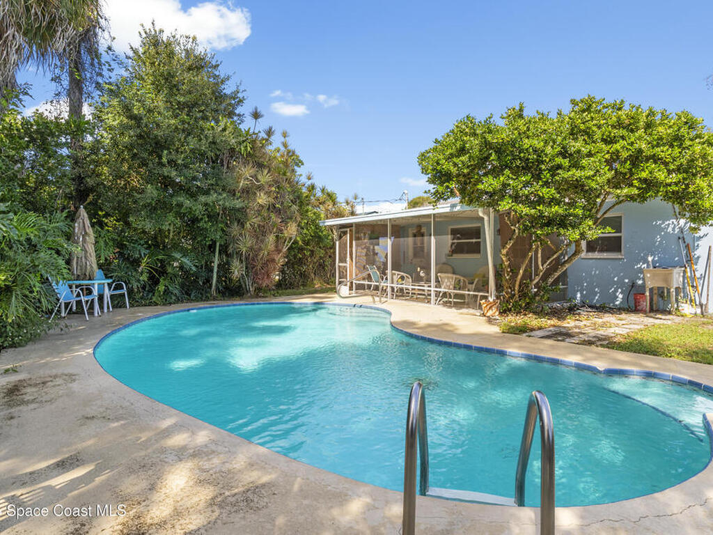 2545 1st Place, Vero Beach, FL 32962