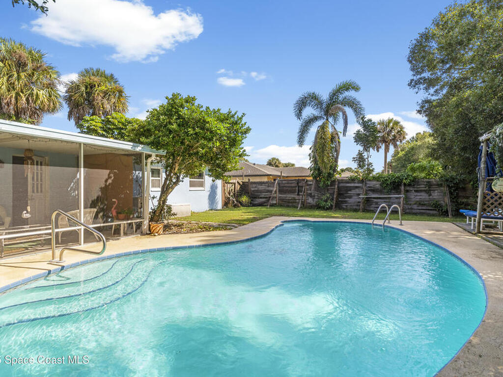 2545 1st Place, Vero Beach, FL 32962