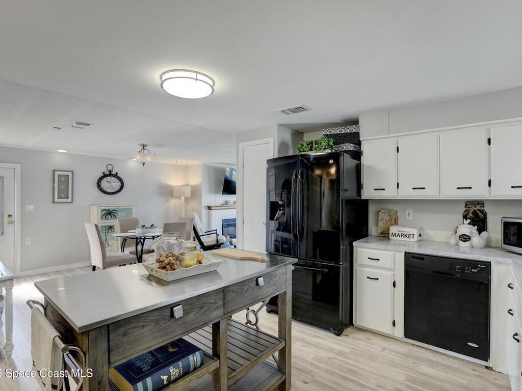 7622 Great Bear Lake Drive, Micco, FL 32976