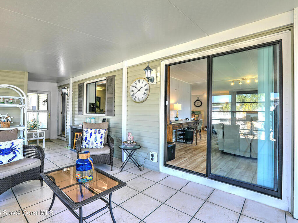 7622 Great Bear Lake Drive, Micco, FL 32976