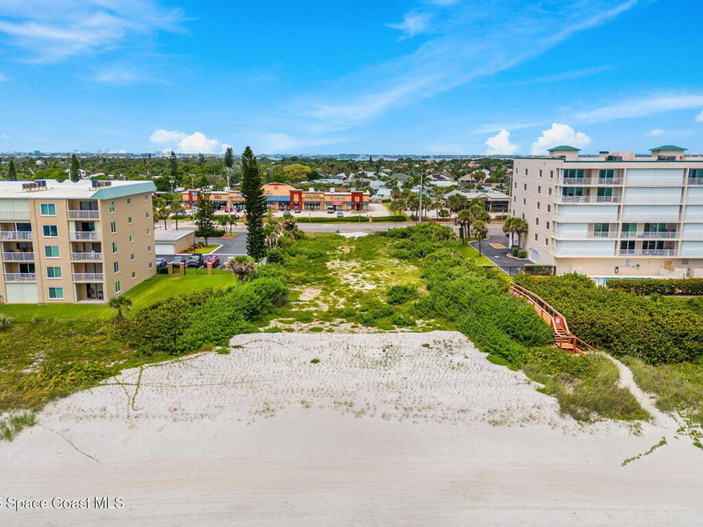 1455 N Highway A1A, Indialantic, FL 32903