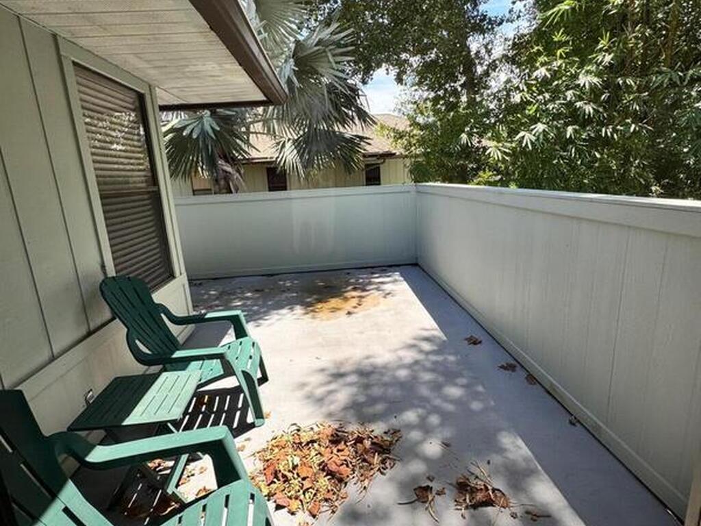 1926 Dipol, Titusville, FL 32780