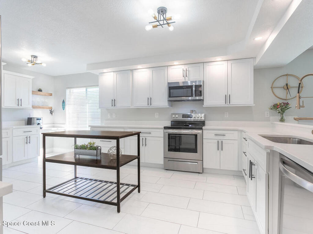 188 Pinellas Lane, Cocoa Beach, FL 32931