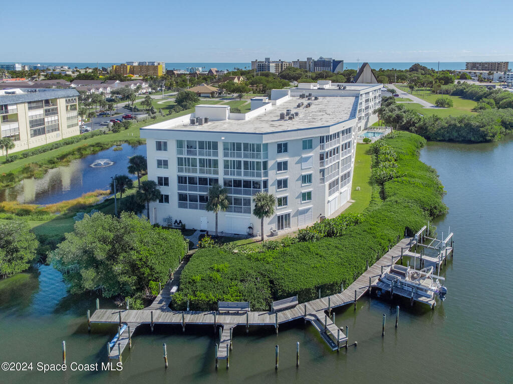 188 Pinellas Lane, Cocoa Beach, FL 32931