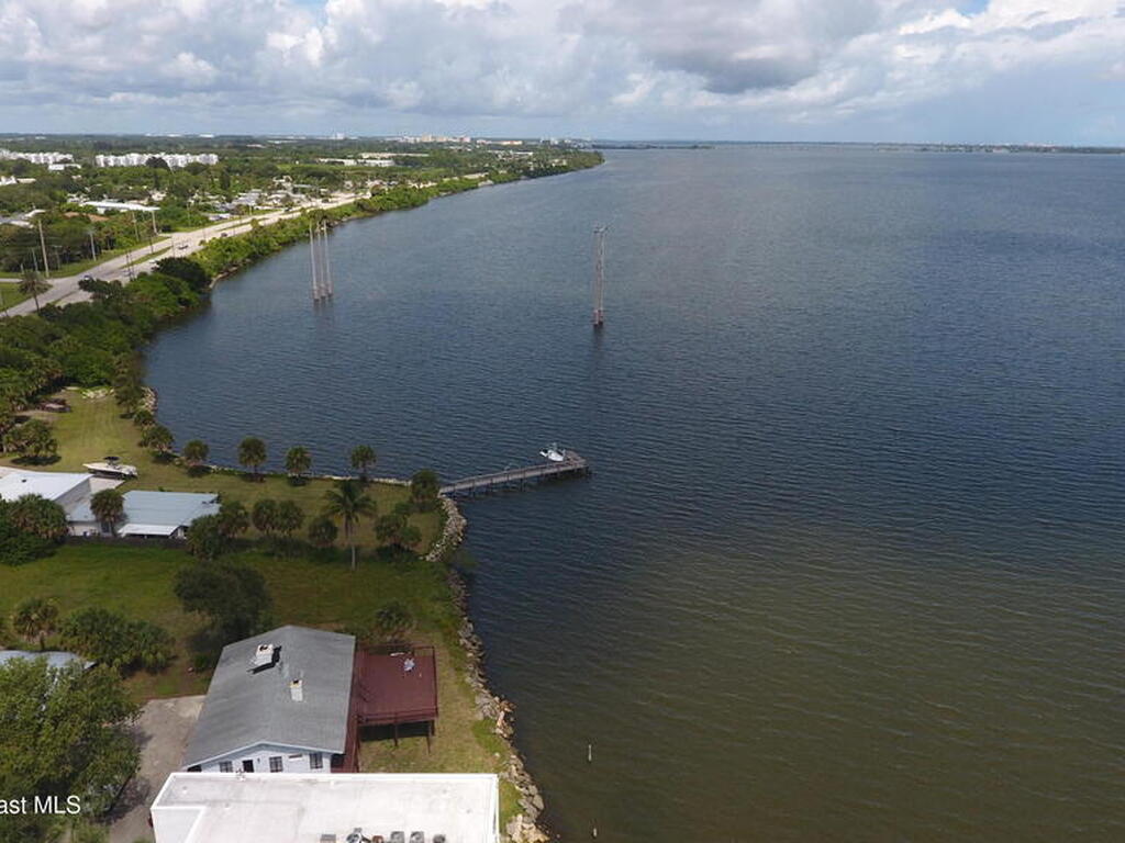 3901 Dixie Highway, Palm Bay, FL 32905