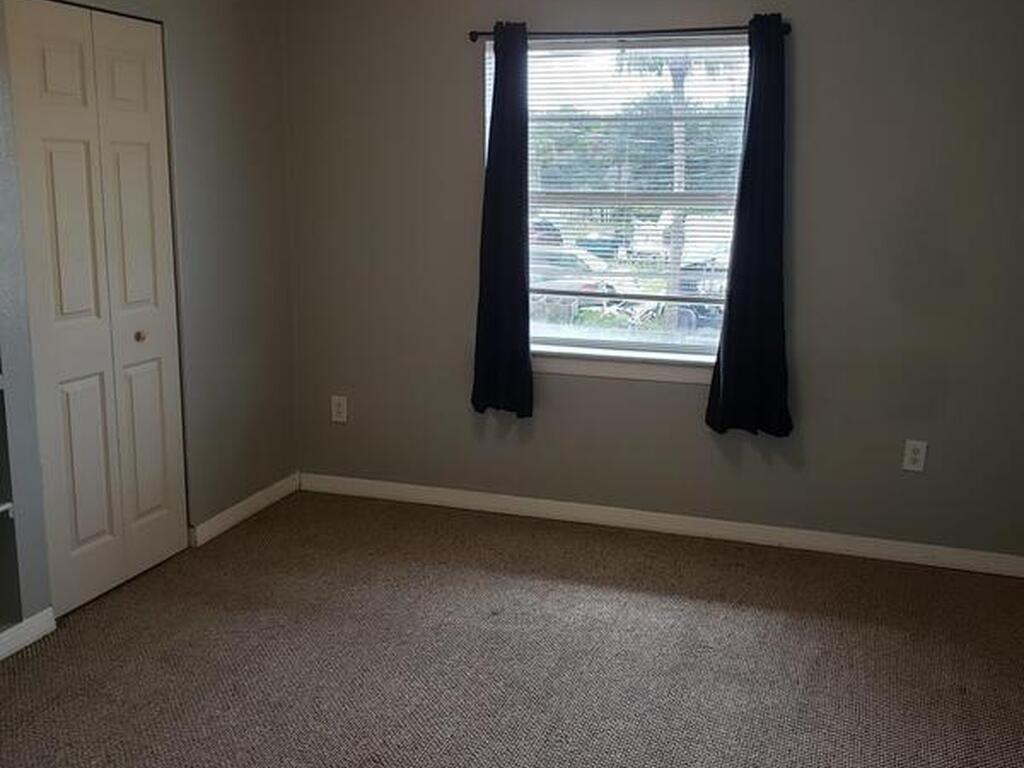 1011 S Hopkins Avenue, Titusville, FL 32780