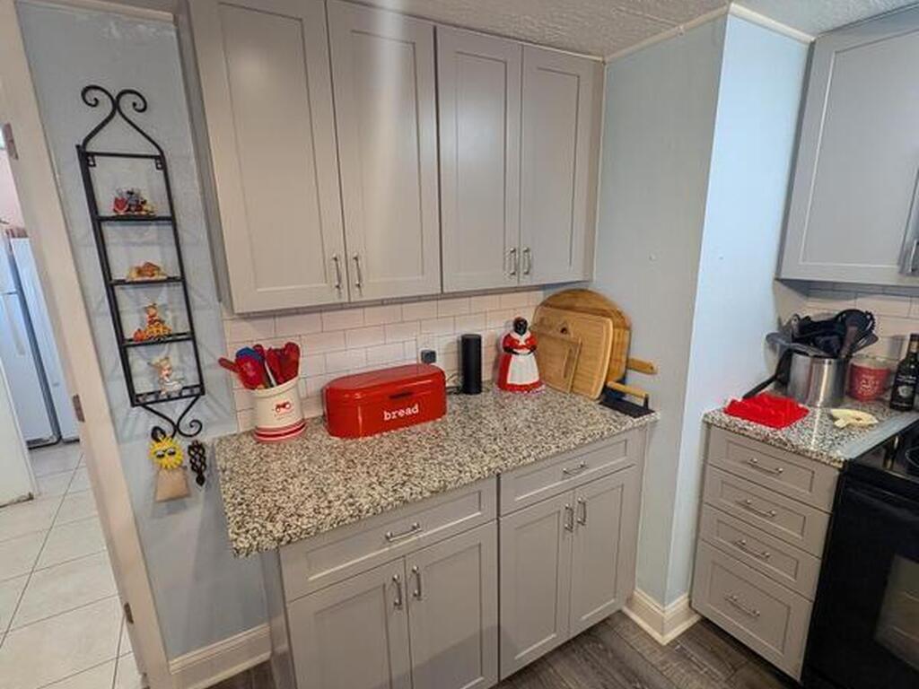 296 Port Malabar Boulevard, Palm Bay, FL 32905