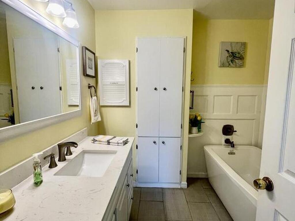 296 Port Malabar Boulevard, Palm Bay, FL 32905