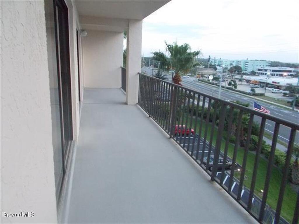 2090 N Atlantic Avenue, Cocoa Beach, FL 32931