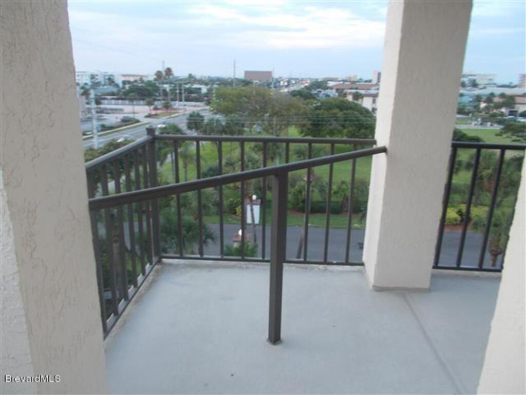 2090 N Atlantic Avenue, Cocoa Beach, FL 32931