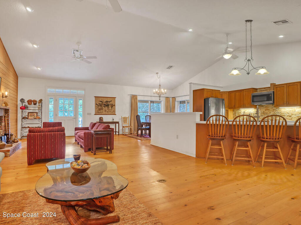 32801 N Us Hwy 441 Lot 183, Okeechobee, FL 34972