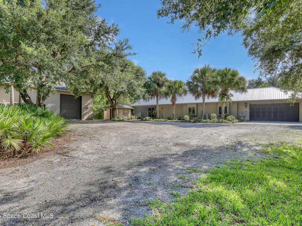 32801 N Hwy 441, Okeechobee, FL 34972