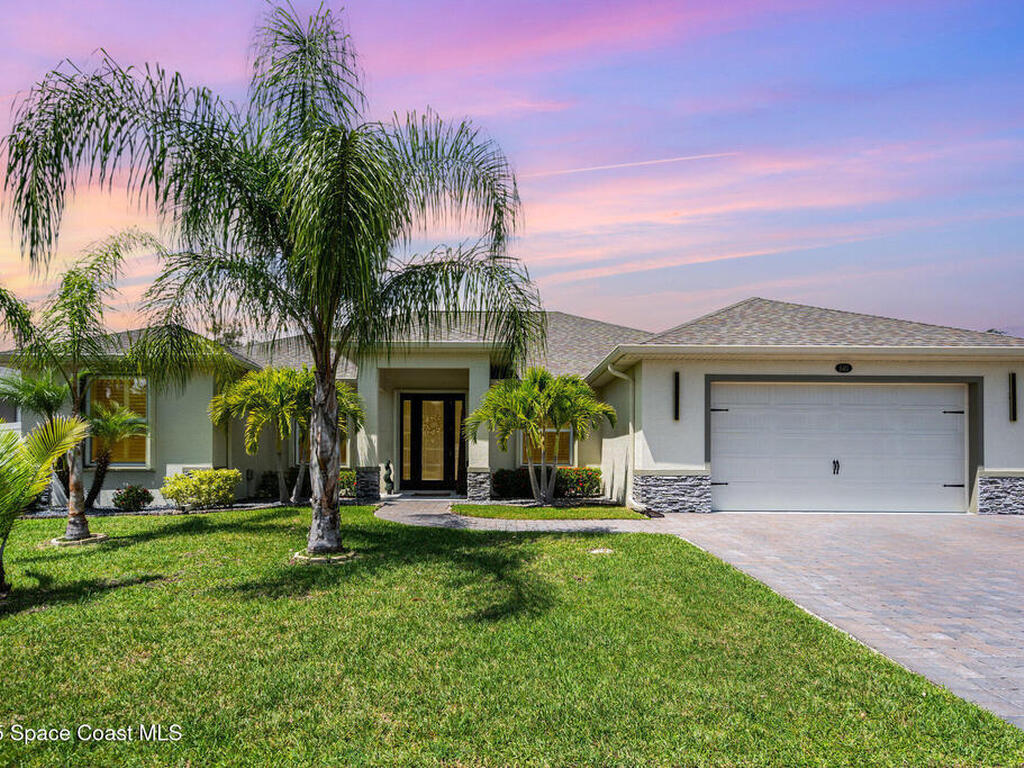 840 Hawks Ridge Court, Palm Bay, FL 32905