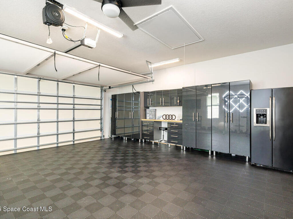 840 Hawks Ridge Court, Palm Bay, FL 32905