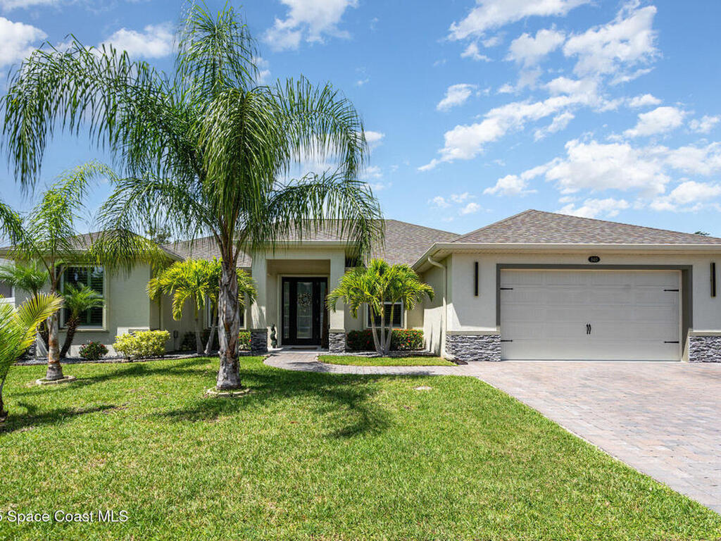 840 Hawks Ridge Court, Palm Bay, FL 32905
