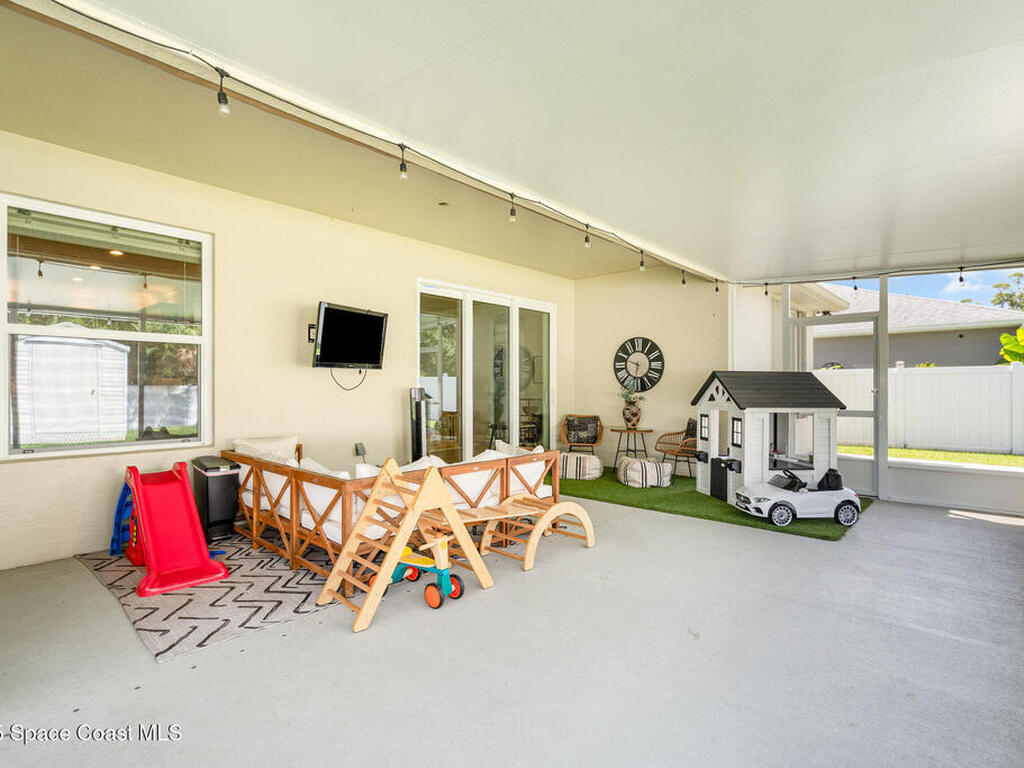 840 Hawks Ridge Court, Palm Bay, FL 32905