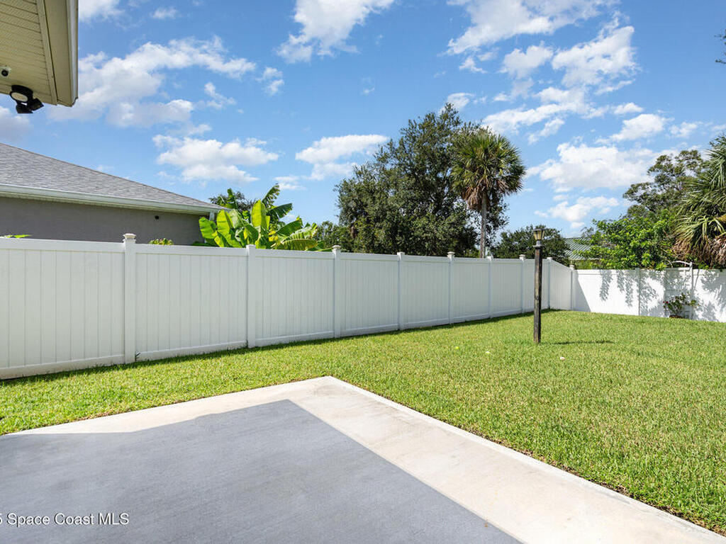 840 Hawks Ridge Court, Palm Bay, FL 32905