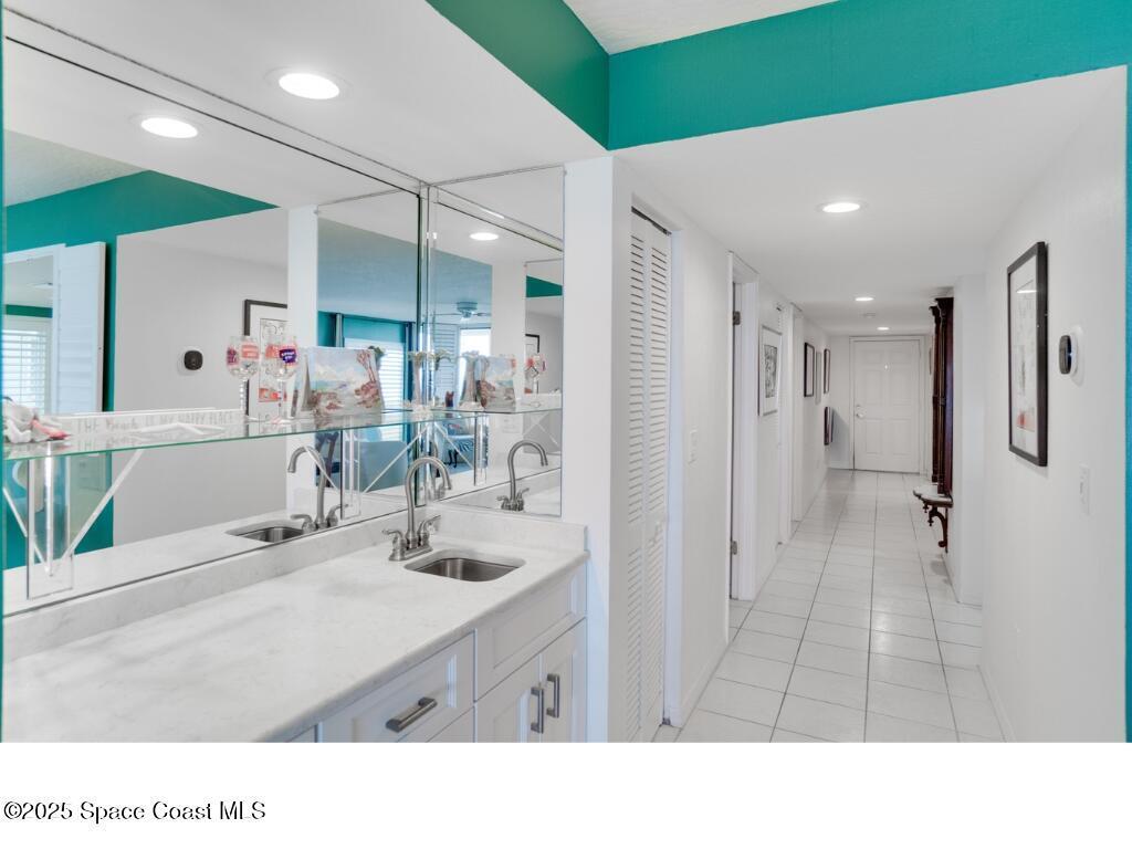 1527 S Atlantic Ave, Cocoa Beach, FL 32931