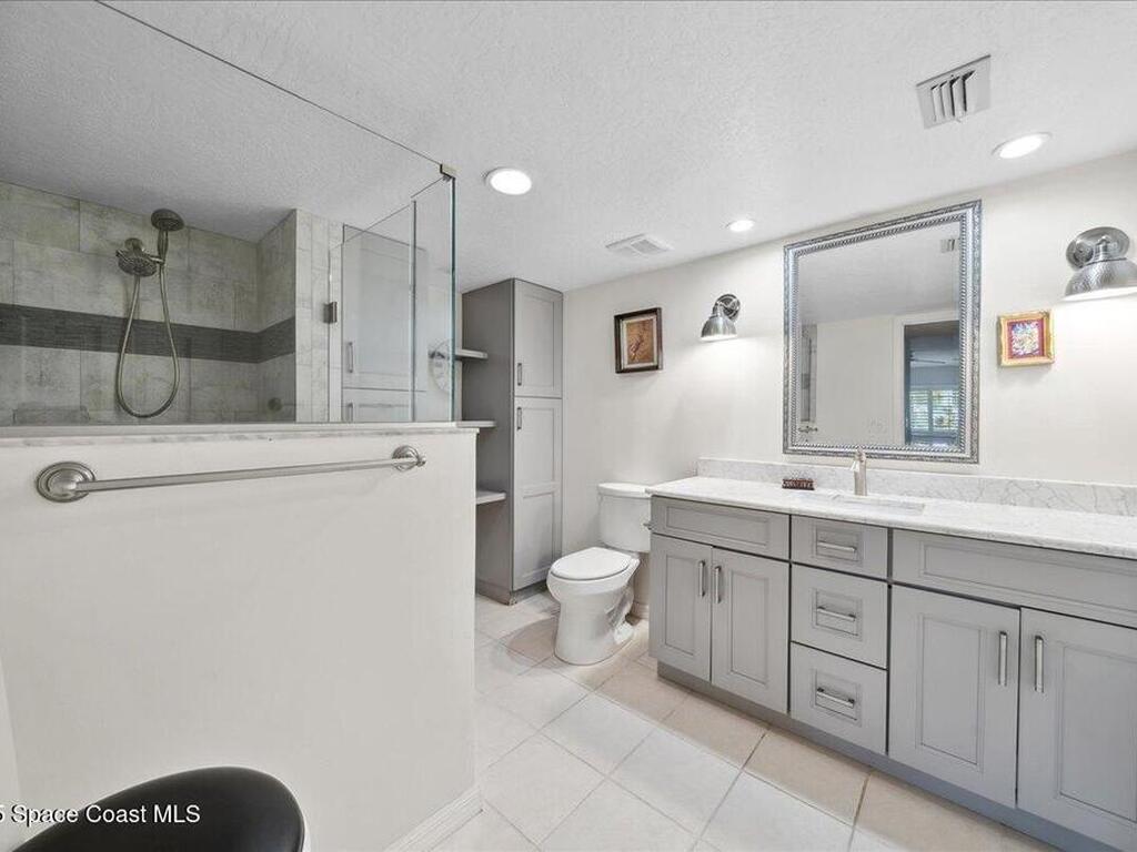 1527 S Atlantic Ave, Cocoa Beach, FL 32931