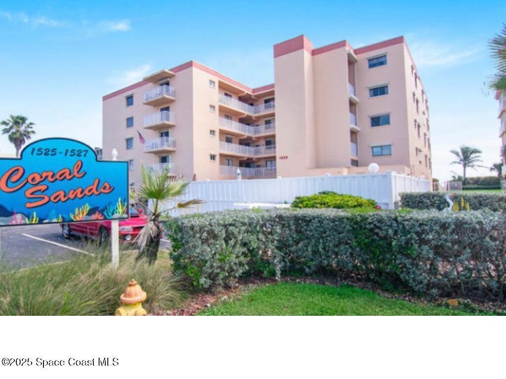 1527 S Atlantic Ave, Cocoa Beach, FL 32931