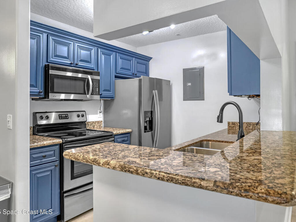 7667 N Wickham Road, Suntree, FL 32940