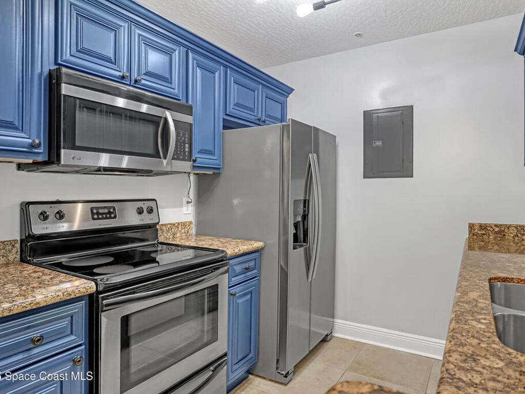 7667 N Wickham Road, Suntree, FL 32940