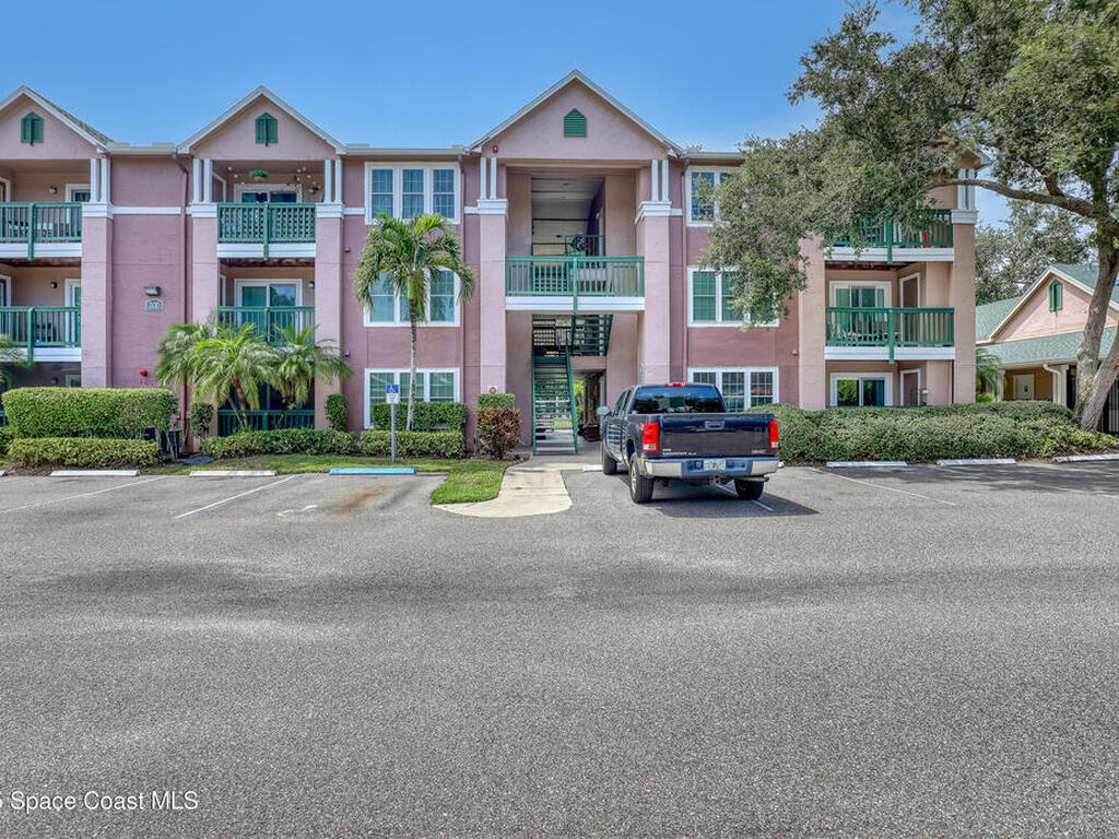 7667 N Wickham Road, Suntree, FL 32940