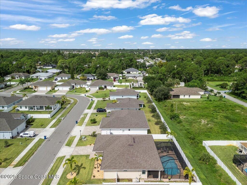 984 Captiva Island Circle, Palm Bay, FL 32908