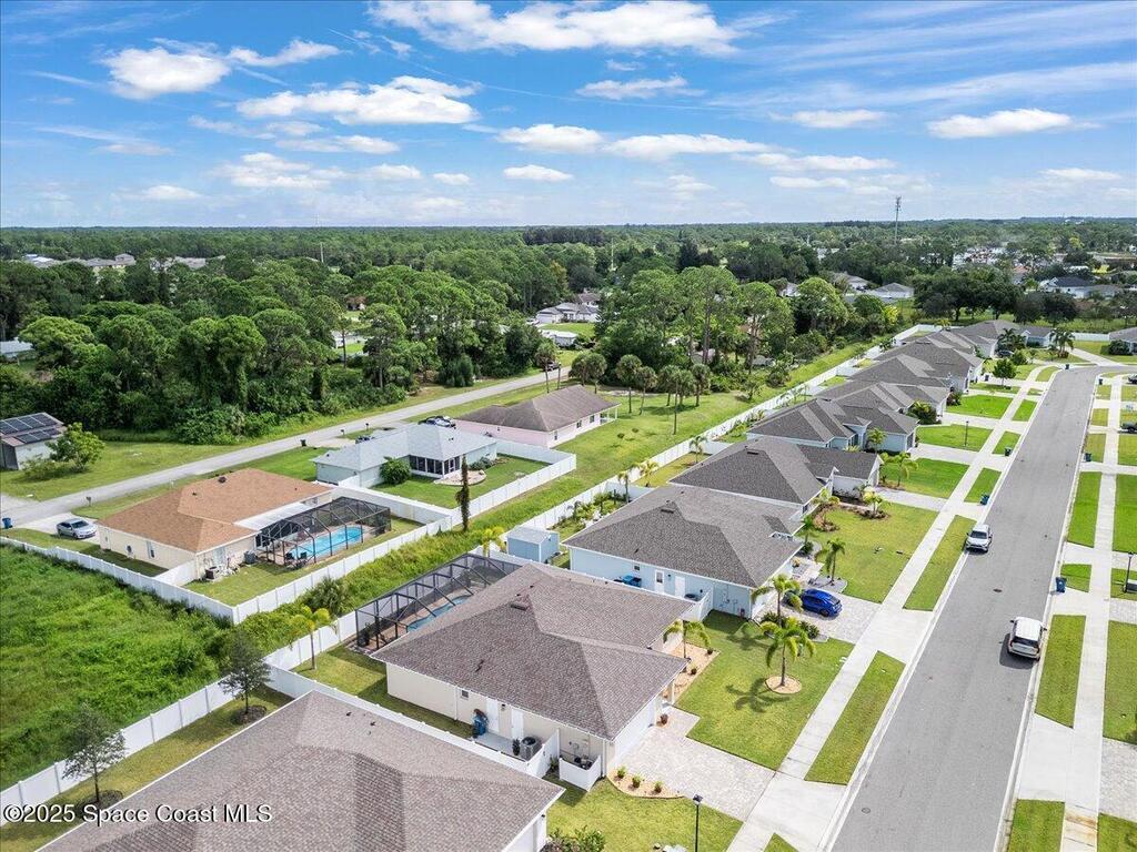 984 Captiva Island Circle, Palm Bay, FL 32908