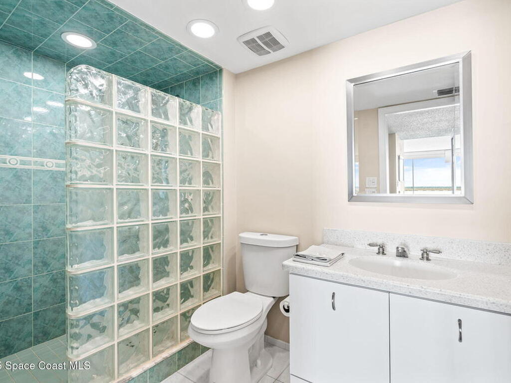 877 N Highway A1a, Indialantic, FL 32903